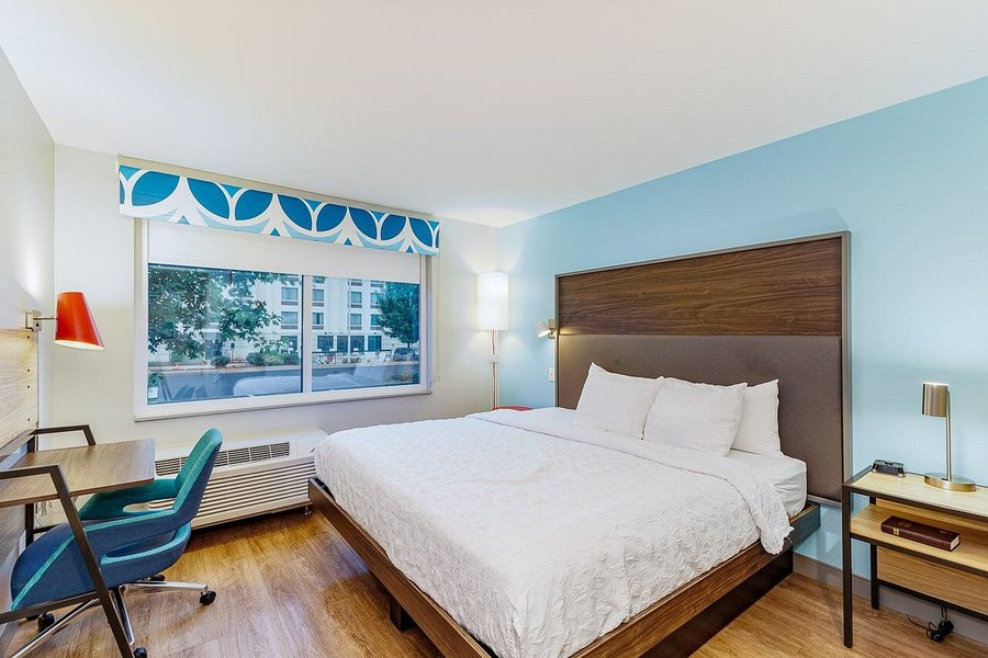 Tru by Hilton Rock Hill — Guest room