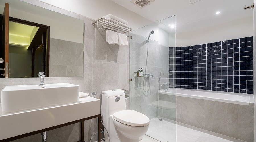 True Siam Rangnam Hotel — Bathroom
