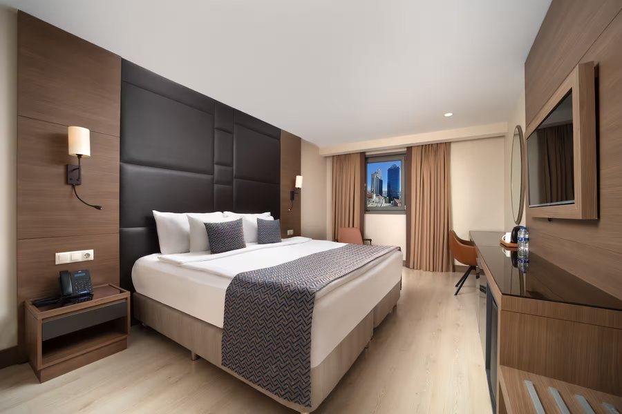 Tryp By Wyndham Istanbul Sisli Istanbul — Guest room