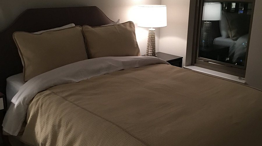 TuckAway Suites at East Branch — Guest room