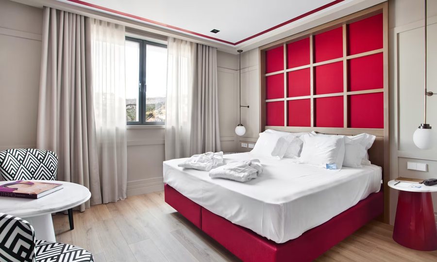 TURIM Oporto Hotel — Guest room