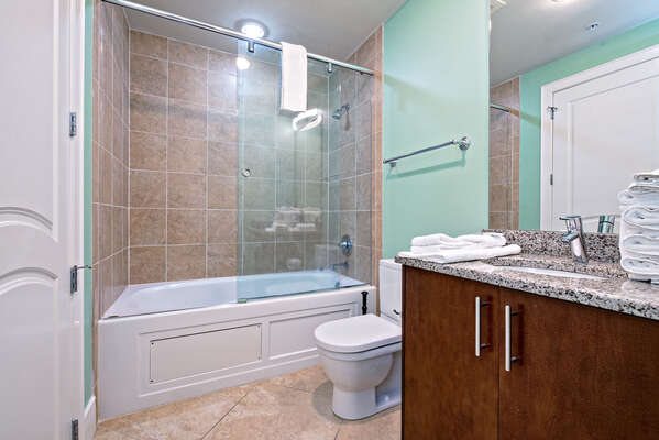 Turquoise Place — Bathroom