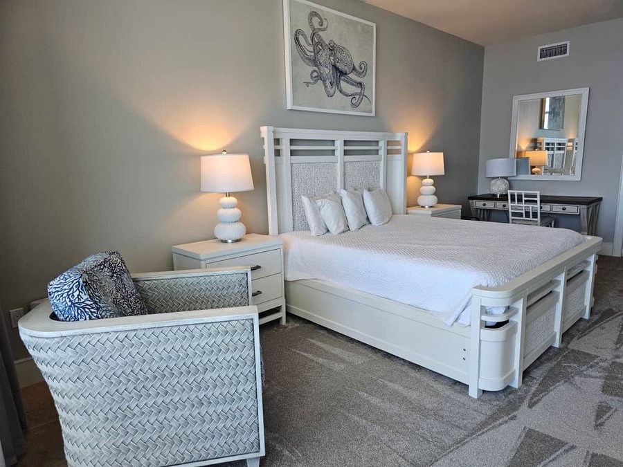 Turquoise Place — Guest room