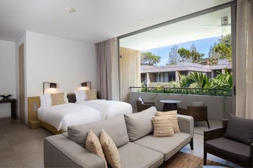 Twinpalms Montazure Phuket — Guest room