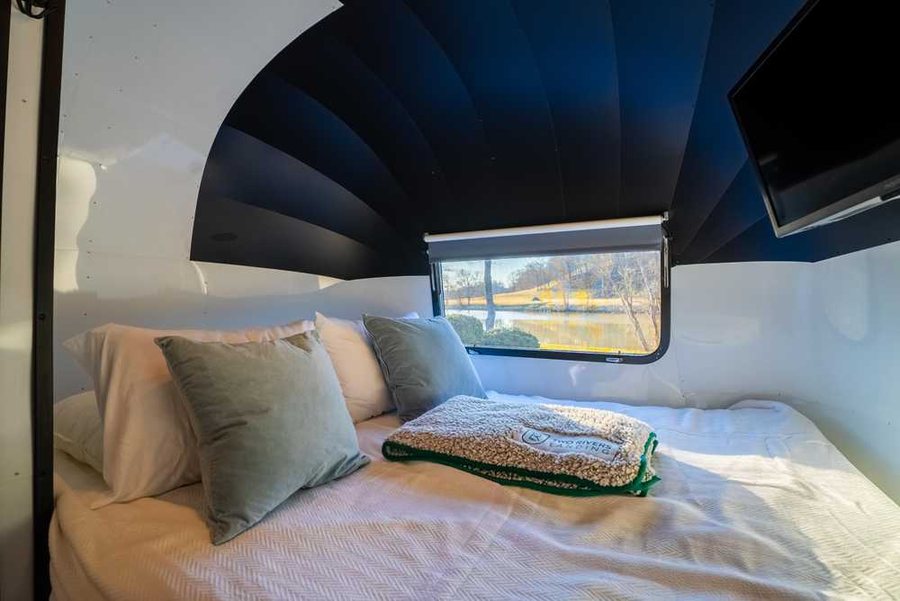 Two Rivers Landing RV Resort — Guest room