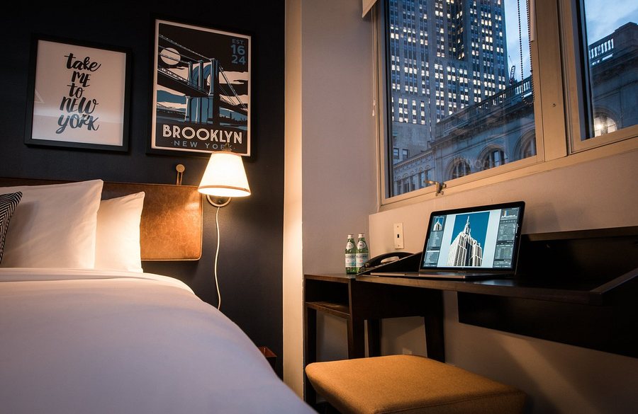 U Hotel Fifth Avenue — Guest room