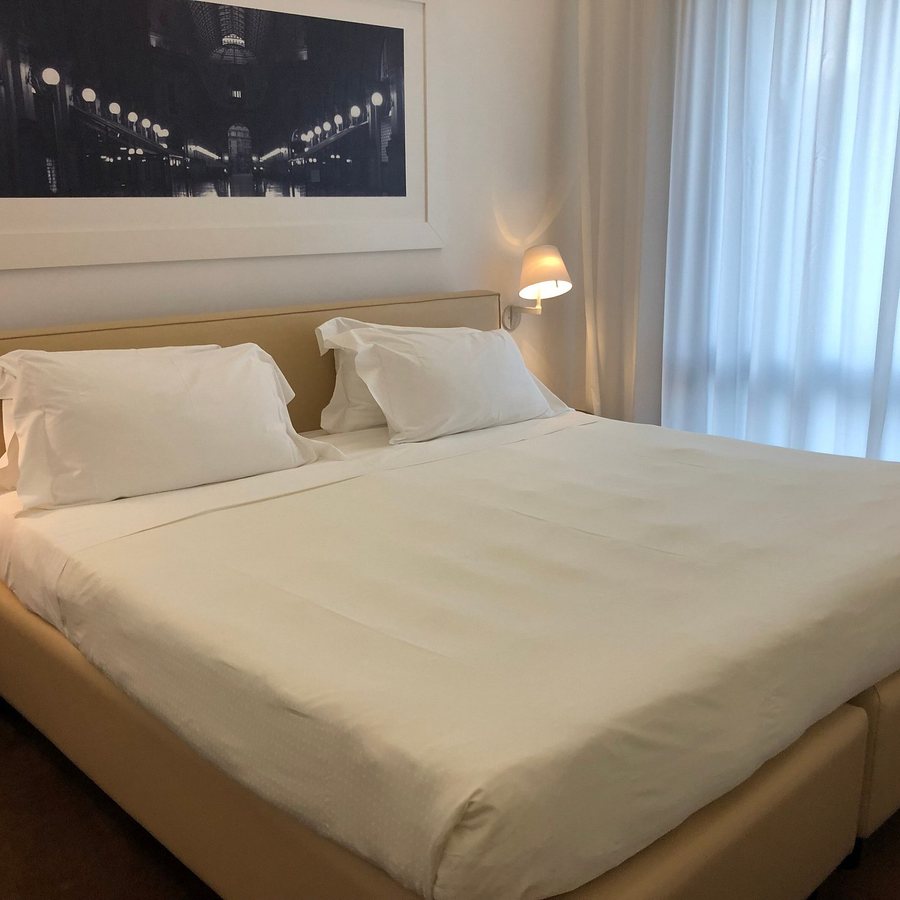 UNA Hotels Cusani Milano — Guest room