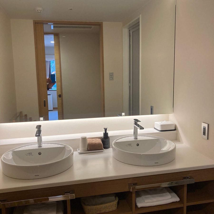 UNAZUKI YAMANOHA — Bathroom