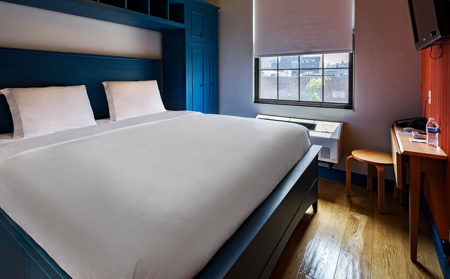 Union Hotel — Guest room