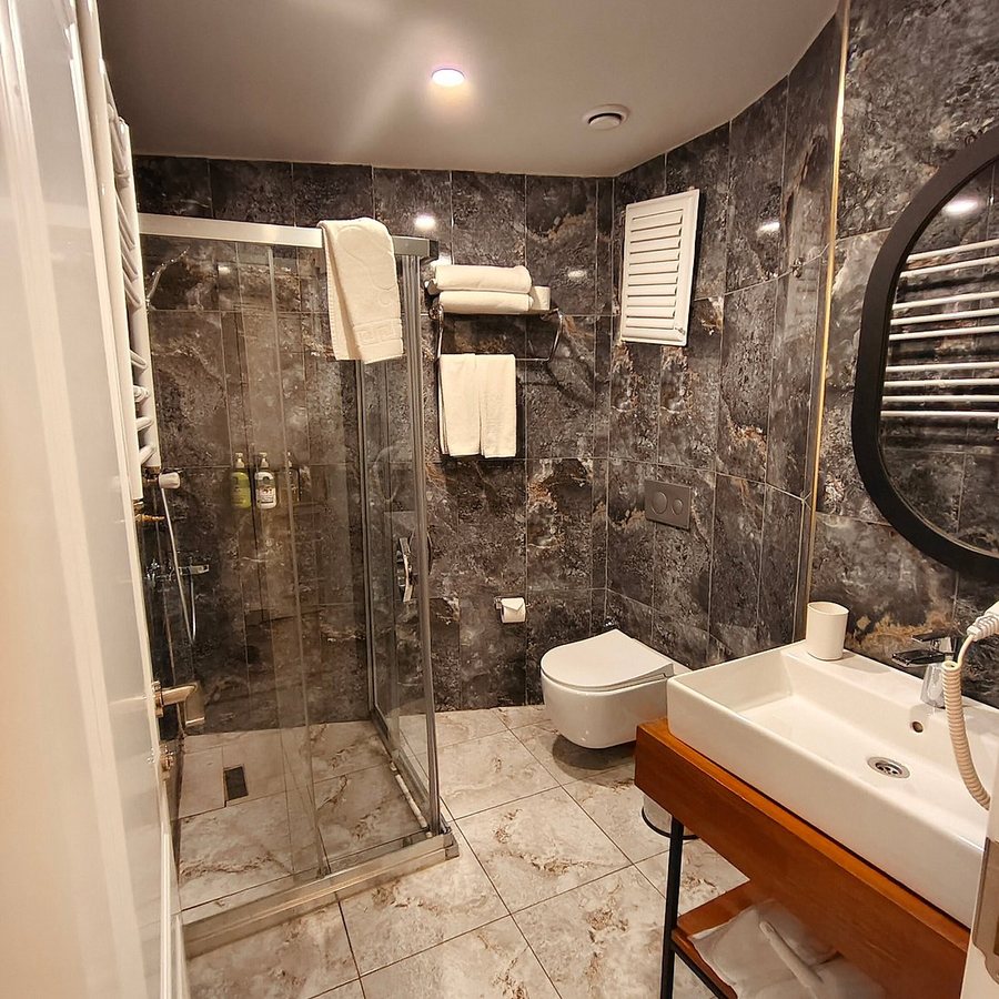 Union Hotel Karakoy Istanbul — Bathroom