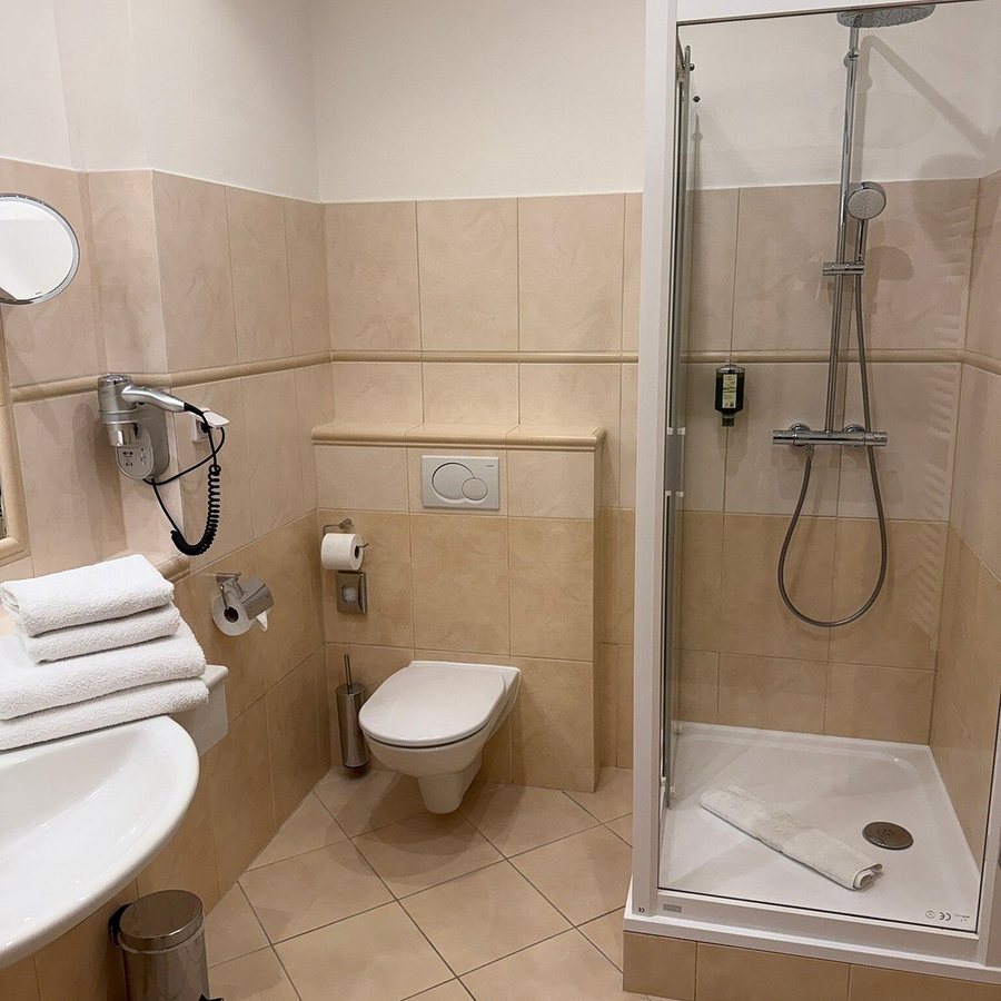Unitas Hotel Prague Bohemia — Bathroom