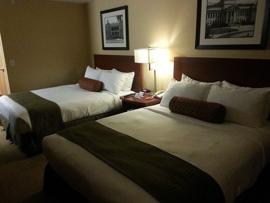 University Guest House Conference Center — Guest room