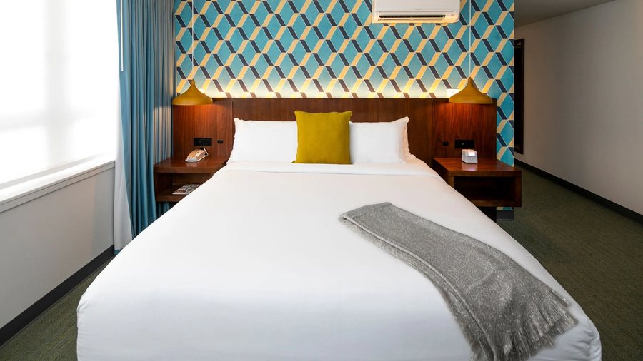 Unscripted Durham JDV by Hyatt — Guest room