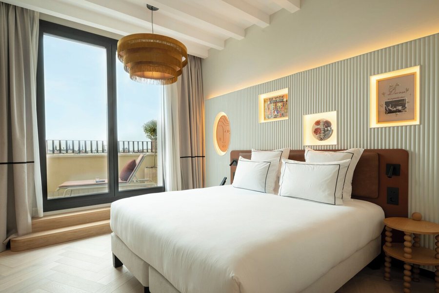 Urban Hive Madrid — Guest room