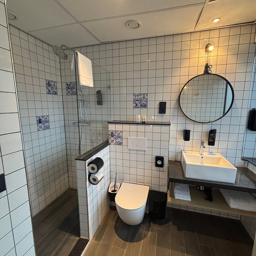 Urban Lodge Apartments Vienna — Bathroom