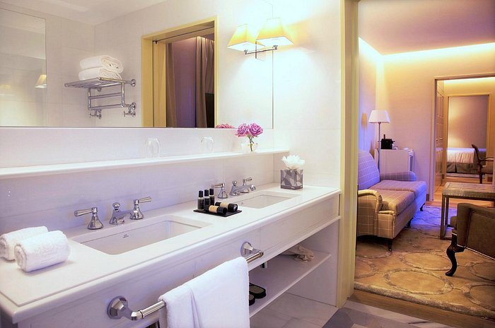 URSO Hotel Spa A Small Luxury Hotel Of The World — Bathroom