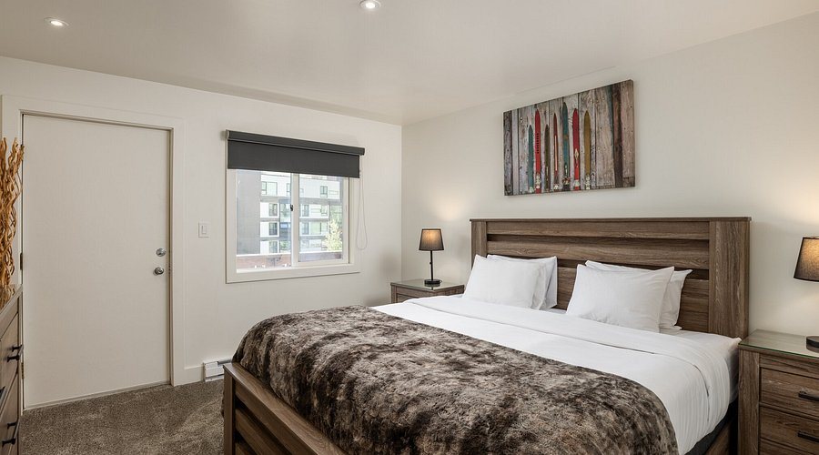 Vail 21 CoralTree Residence Collection — Guest room