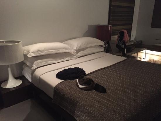 Valentine On George — Guest room