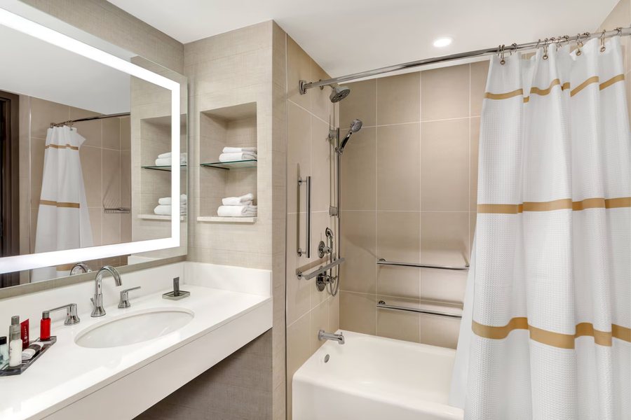 Valley Branch Retreat — Bathroom