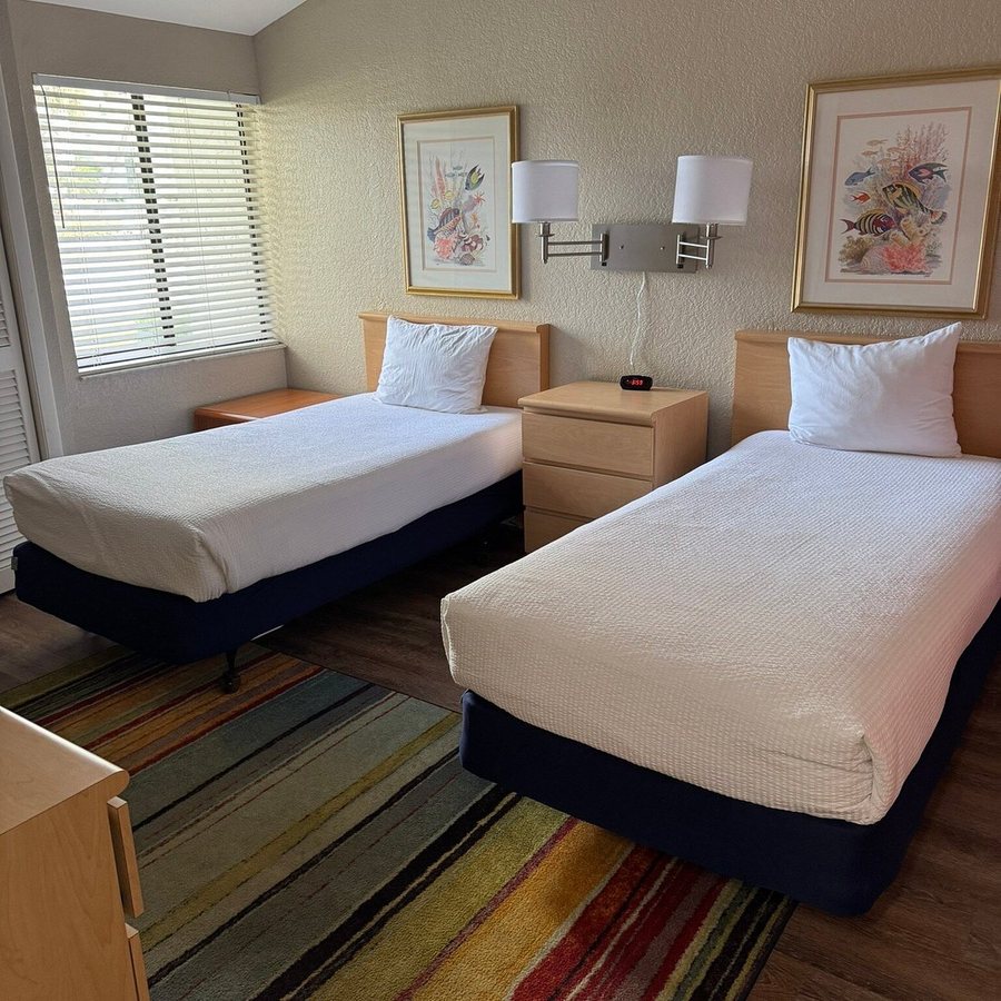 Ventura Resort — Guest room