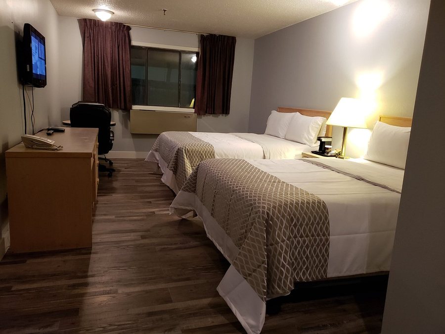 Venture Inn — Guest room