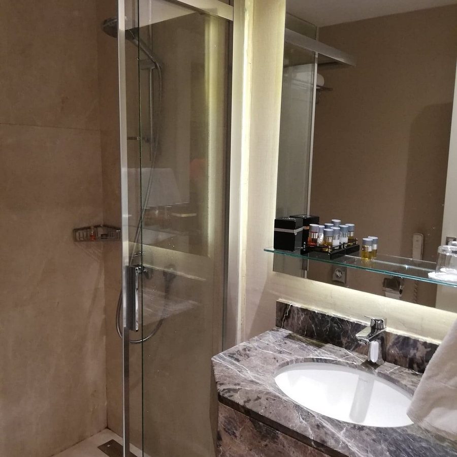 Veyron Hotels SPA Istanbul — Bathroom