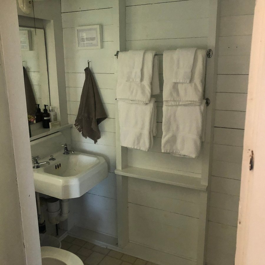 Victorian by the Sea — Bathroom