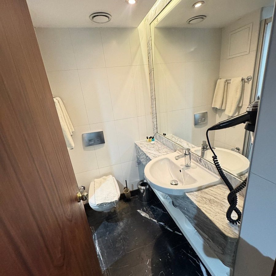 Victory Hotel Spa Istanbul — Bathroom
