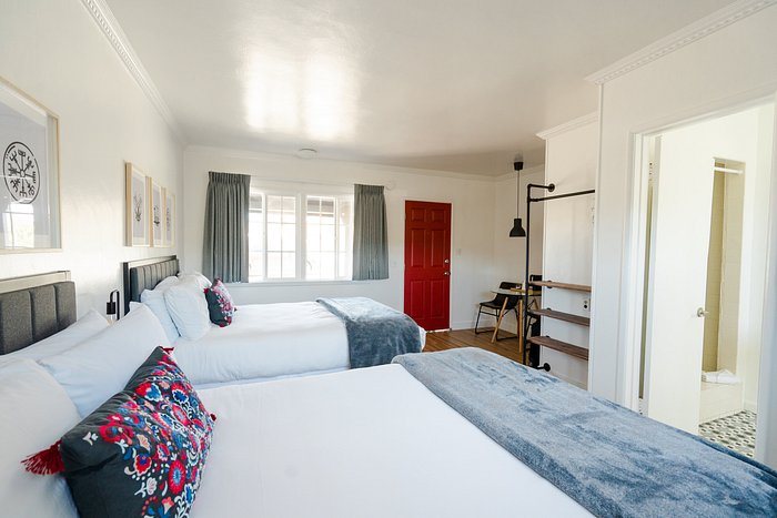 Viking Inn — Guest room
