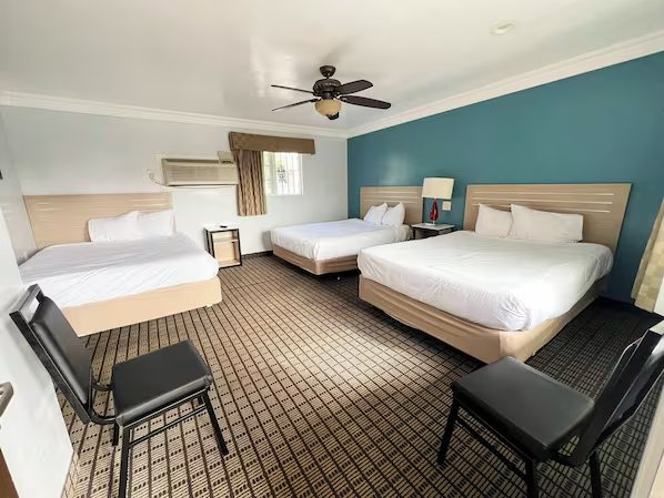 Viking Motel — Guest room