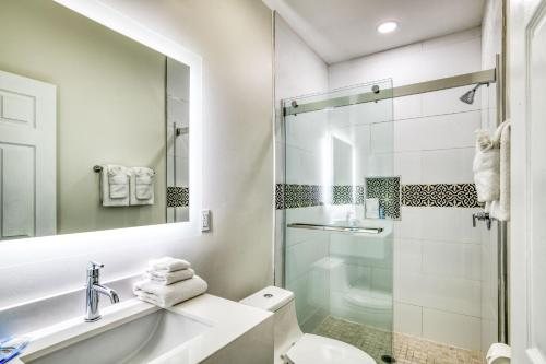 Villa 1565 Hotel — Bathroom