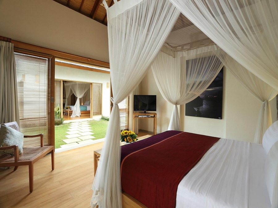 Villa Bali Asri Batubelig — Guest room