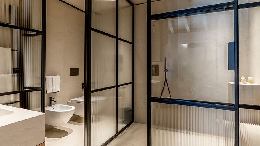 Villa Bernasconi — Bathroom