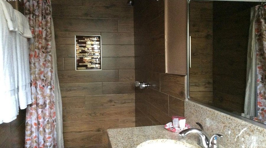 Villa Brasil Motel Los Angeles California — Bathroom