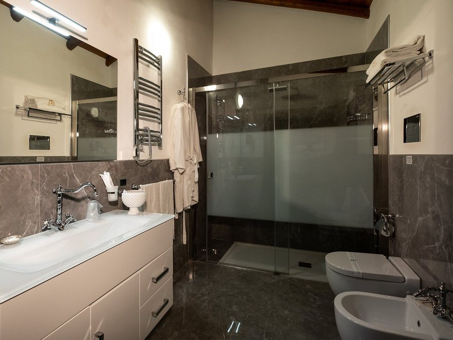 Villa Del Gattopardo Suites Spa — Bathroom