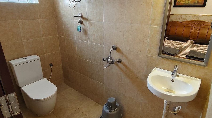 Villa Grace — Bathroom