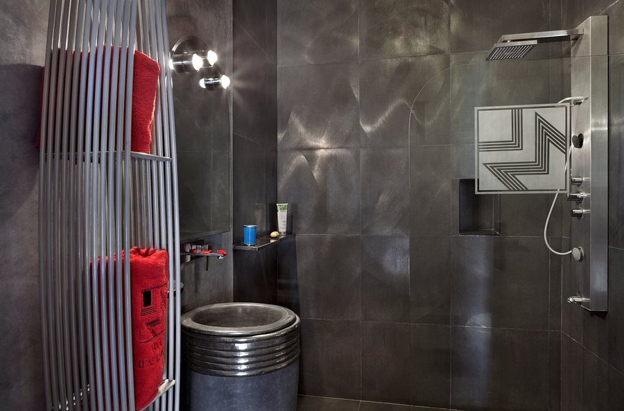 Villa Makassar — Bathroom