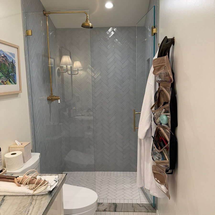 Villa Mara Carmel — Bathroom