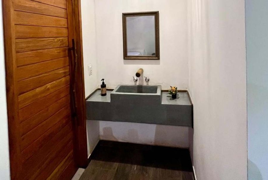 Villa Pantai Secret Place — Bathroom