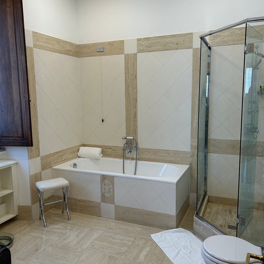 Villa Spalletti Trivelli — Bathroom