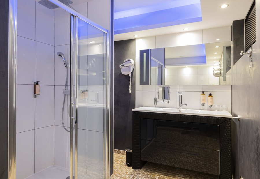 Village Club Mileade Port Barcares — Bathroom