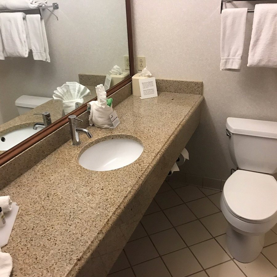 Village Inn — Bathroom