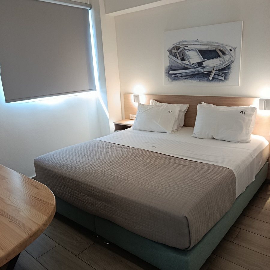 Villaggio Mare Suites — Guest room