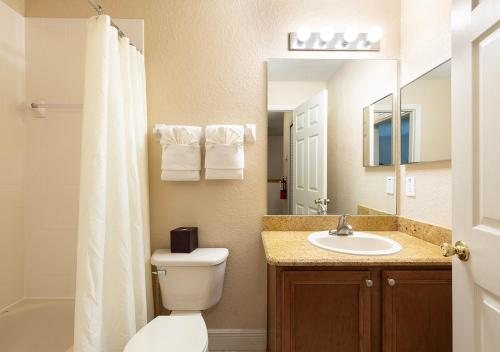 Villas at Regal Palms — Bathroom