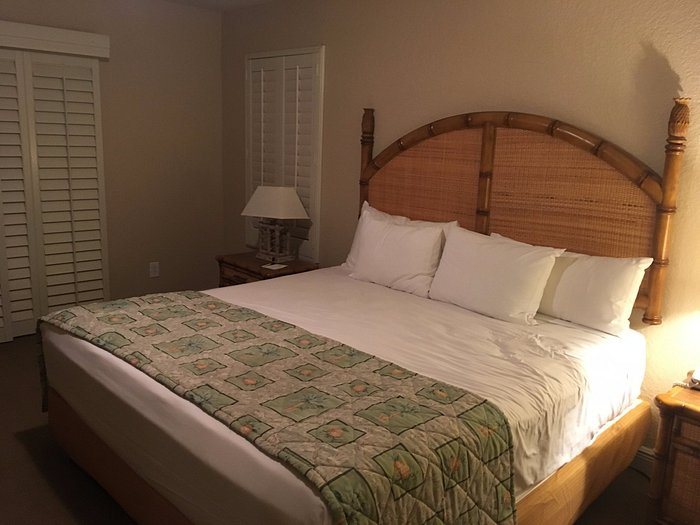 Villas at Regal Palms — Guest room