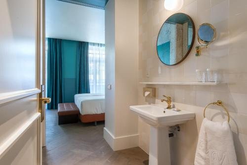 Vincci Soma — Bathroom