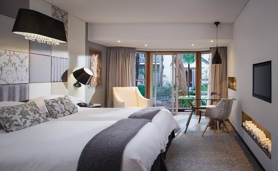 Vineyard Hotel Newlands Western Cape — Guest room