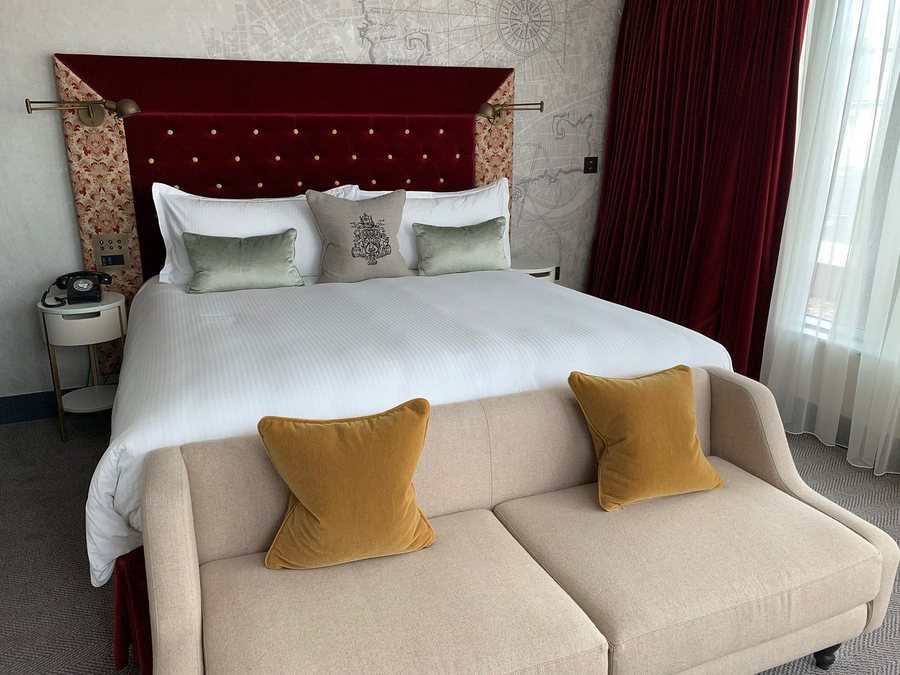 Vintry Mercer — Guest room