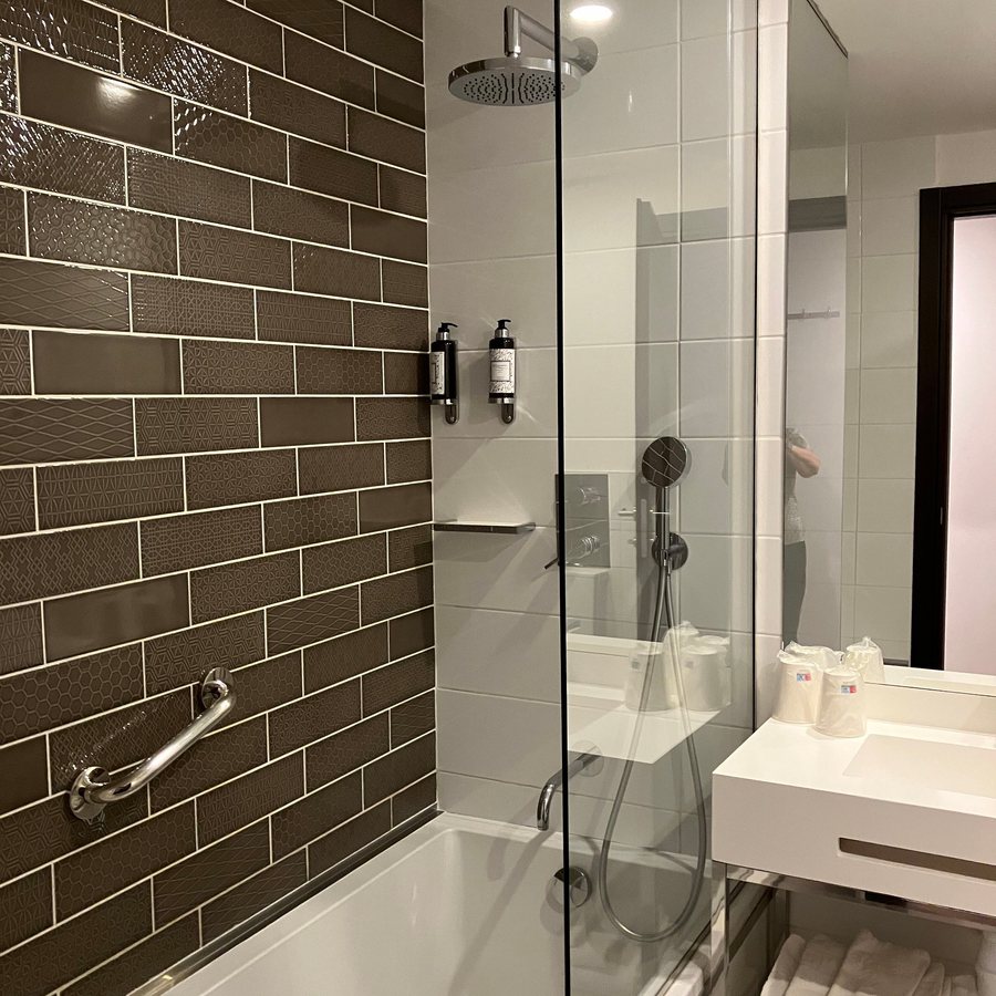Vip Executive Picoas Hotel — Bathroom