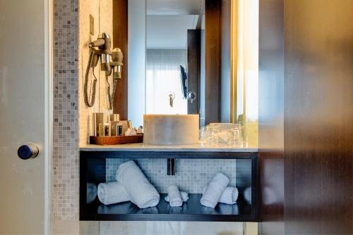 VIP Grand Lisboa Hotel Spa — Bathroom